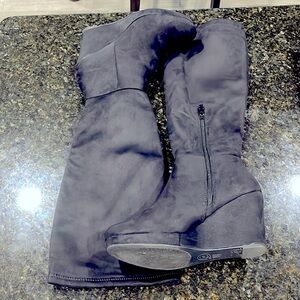 Chinese Laundry Lakeside wedge boot